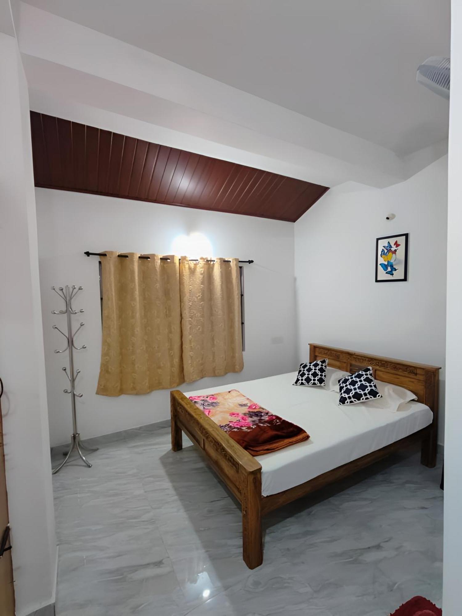 Cloudy Adobe Villa Мадикери Екстериор снимка
